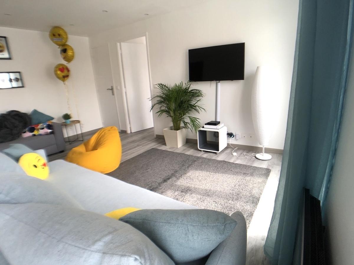 La Suite Emoji - Sdp Lagny-sur-Marne Luaran gambar